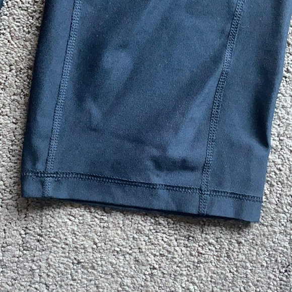 Nike Dri-Fit Black Capris - Picture 4 of 5